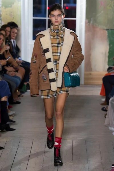 Look 44